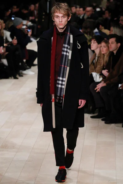 Look 9